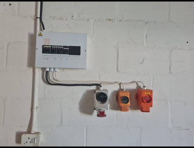 INDUSTRIAL PROPERTY TO RENT IN MANSFIELD INDUSTRIAL